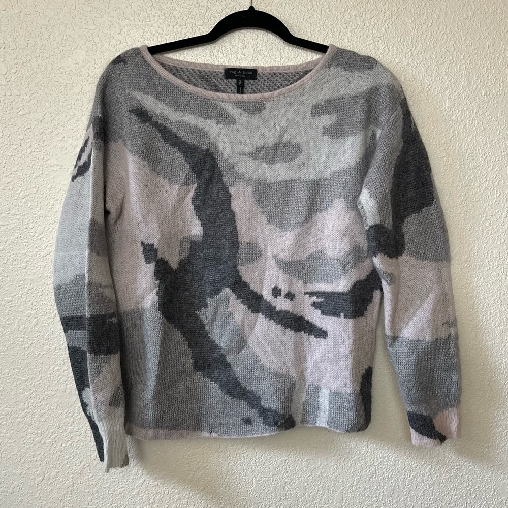 Rag & Bone Gray and Pink Camo Print Wool/Silk Blend Sweater Small